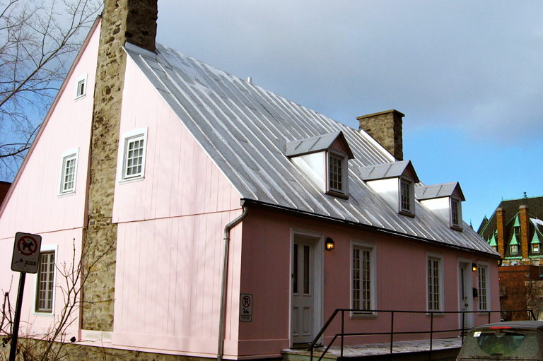 photo couleur maison du faubourg Saint-Louis