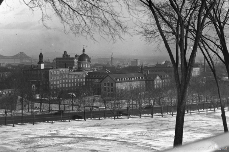 photo archive noir et blanc hotel dieu de montréal