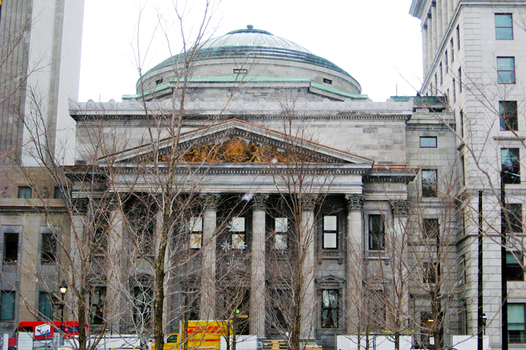 photo couleur siège social de la Banque de Montréal 