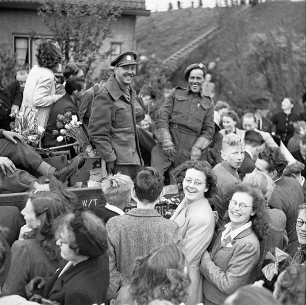 photo archive noir et blanc libération des Pays Bas