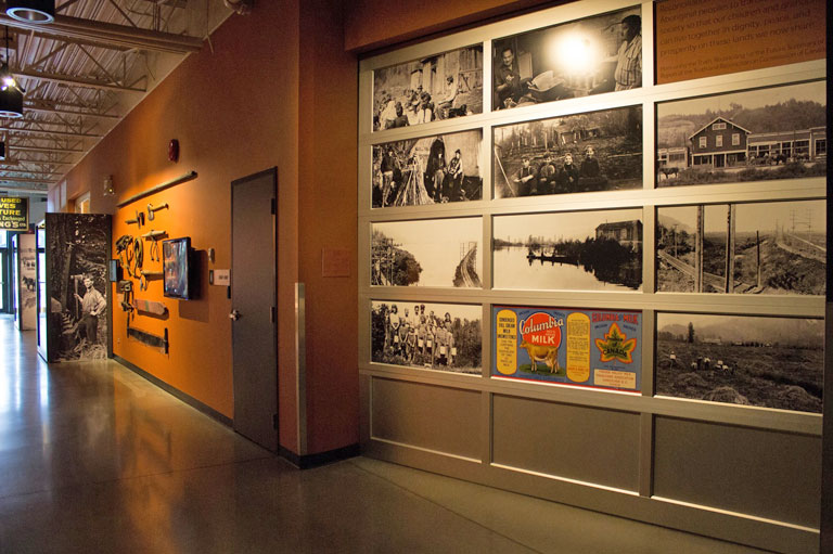 L'exposition Voices of the Valley à The Reach Gallery Museum, Lauréat du Prix d’histoire du Gouverneur général pour l’excellence des programmes communautaires 2016